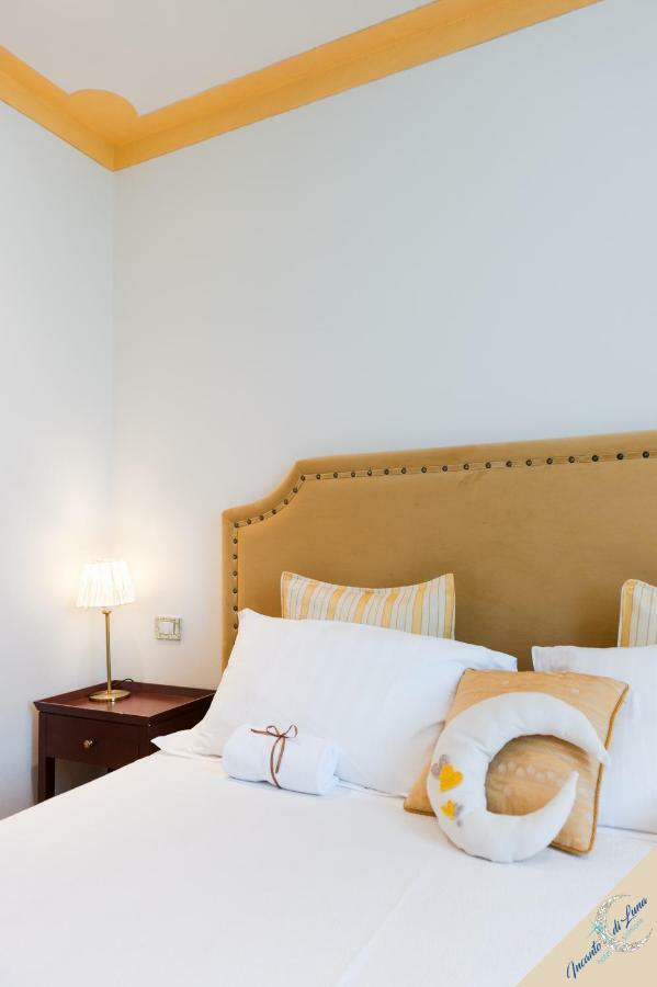 Incanto Di Luna Hotel シルミオーネ エクステリア 写真